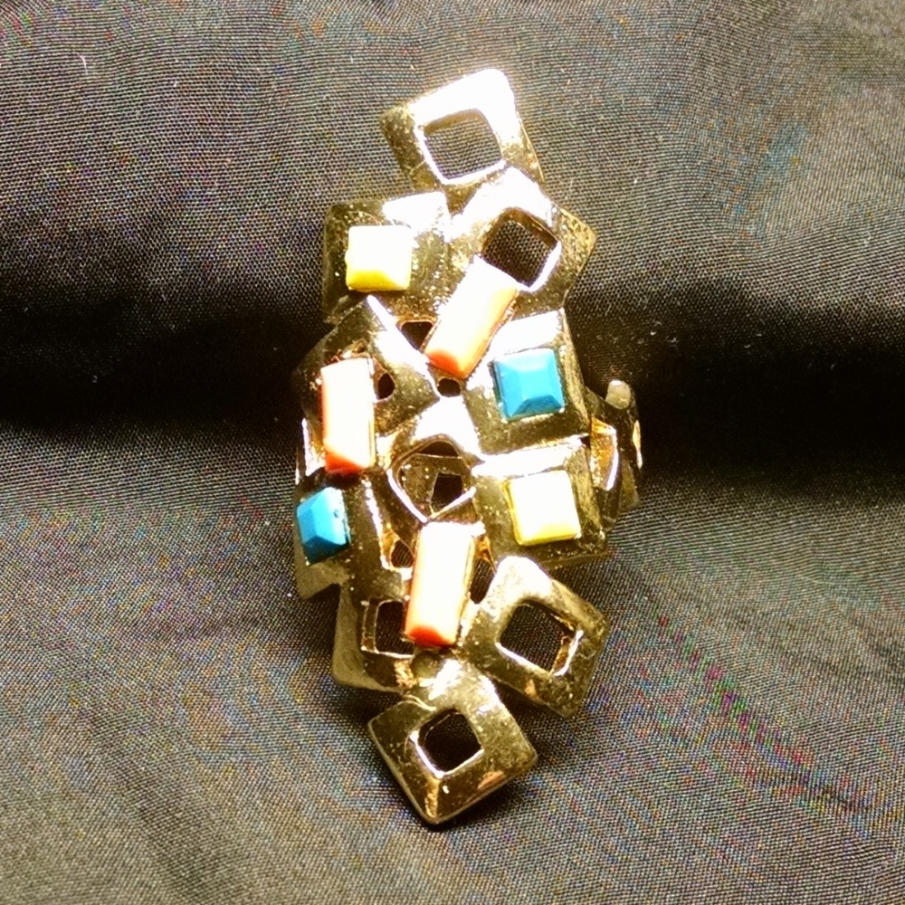 Beautiful Multi Colored Cocktail Large Ring - image 5